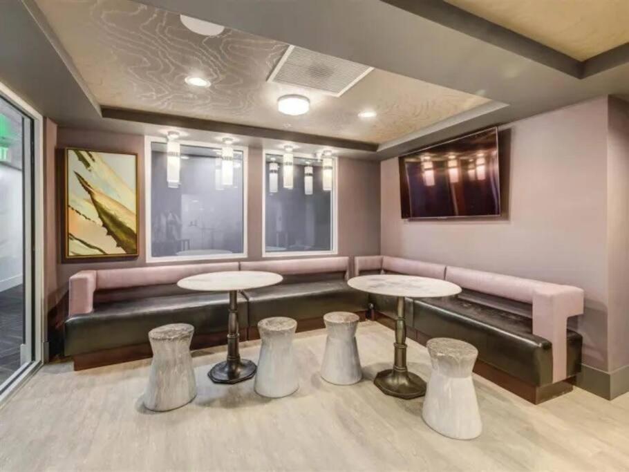 Apartmán Luxurious Retreat In Slc Salt Lake City Exteriér fotografie