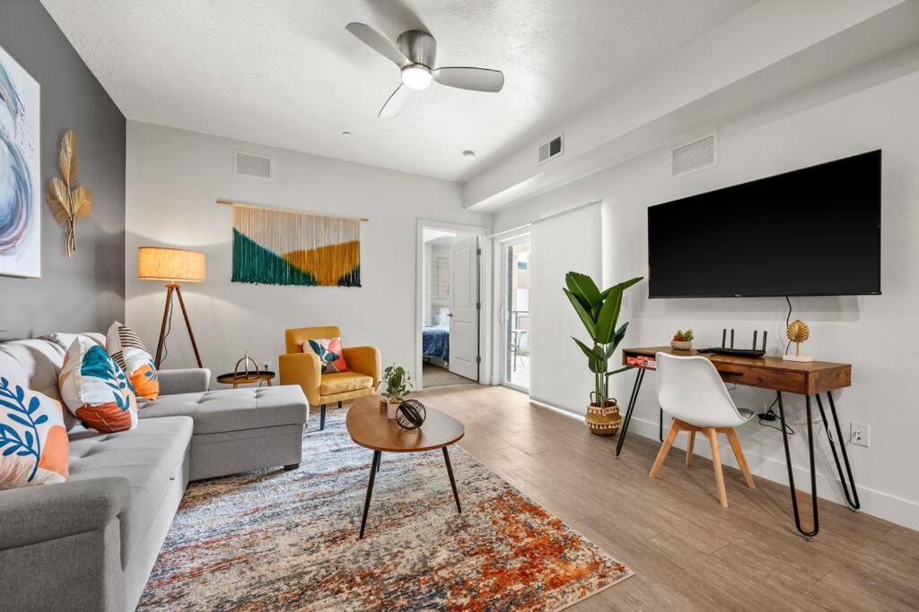 Apartmán Luxurious Retreat In Slc Salt Lake City Exteriér fotografie