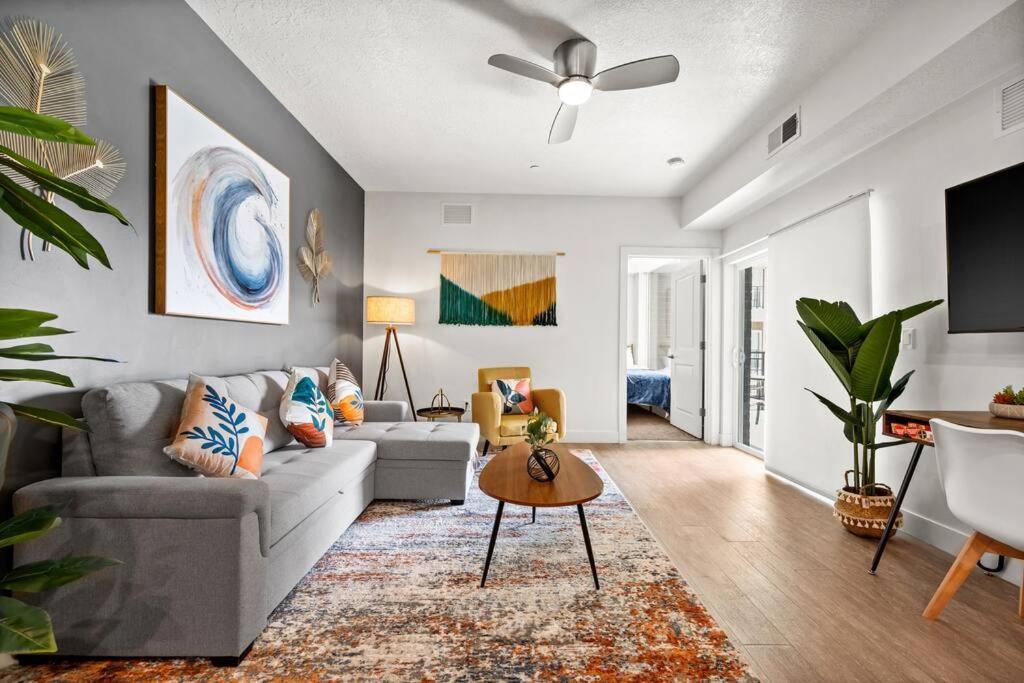 Apartmán Luxurious Retreat In Slc Salt Lake City Exteriér fotografie