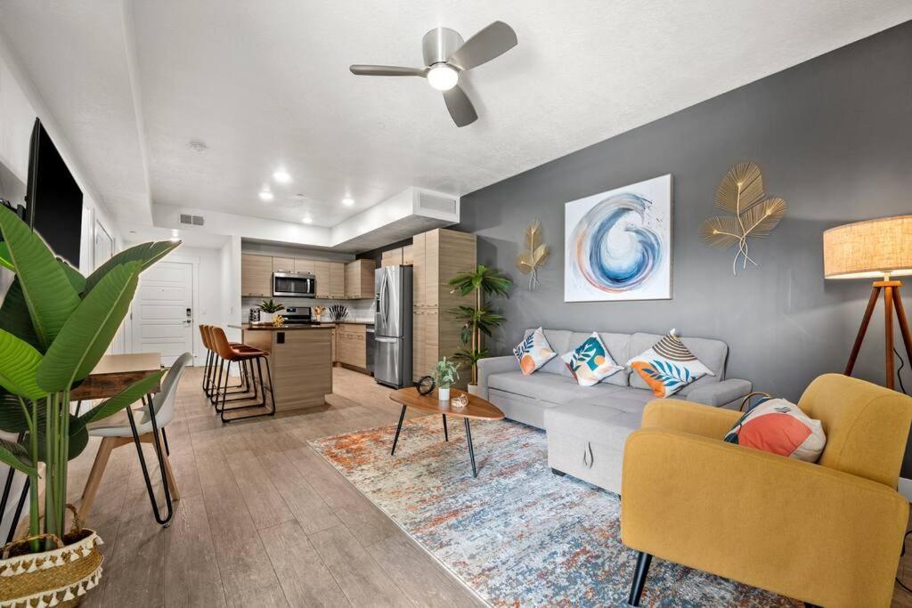 Apartmán Luxurious Retreat In Slc Salt Lake City Exteriér fotografie